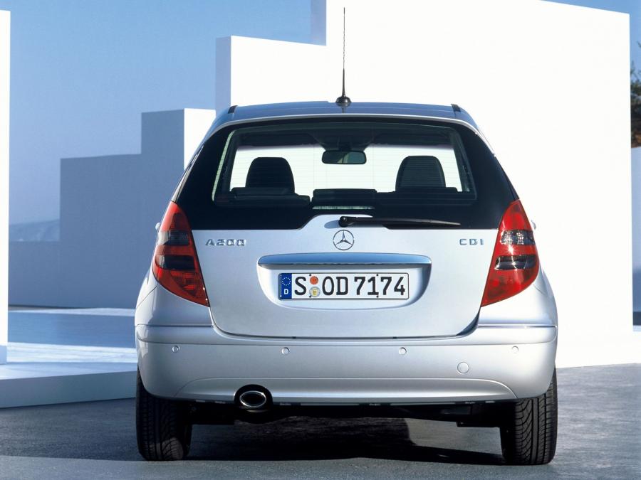  Mercedes-Benz A200 CDI 5-Door 2004 года  (фото 10 из 12)